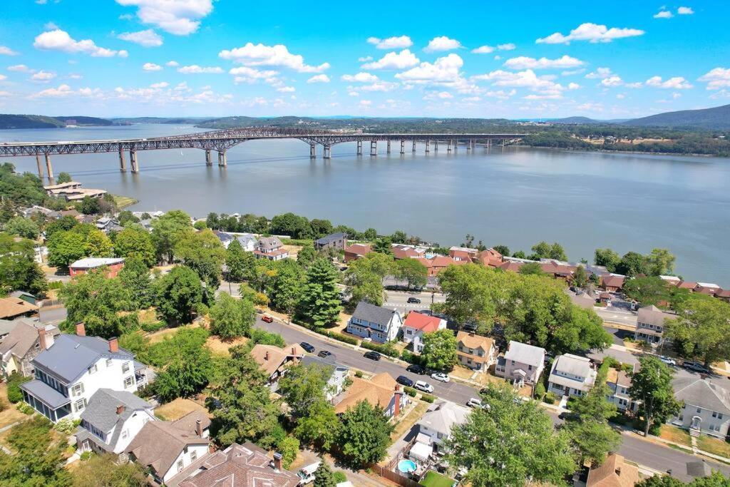 Midcentury Mod Suite, Hudson River/Mt Beacon Views Newburgh Ngoại thất bức ảnh