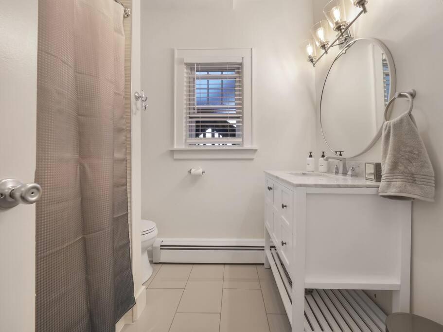 Midcentury Mod Suite, Hudson River/Mt Beacon Views Newburgh Ngoại thất bức ảnh
