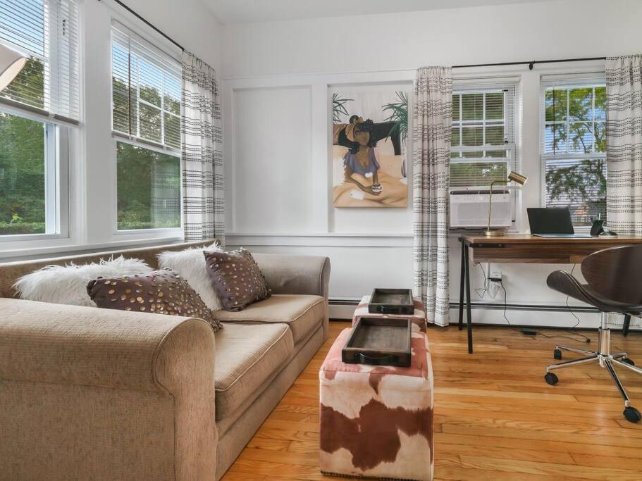 Midcentury Mod Suite, Hudson River/Mt Beacon Views Newburgh Ngoại thất bức ảnh